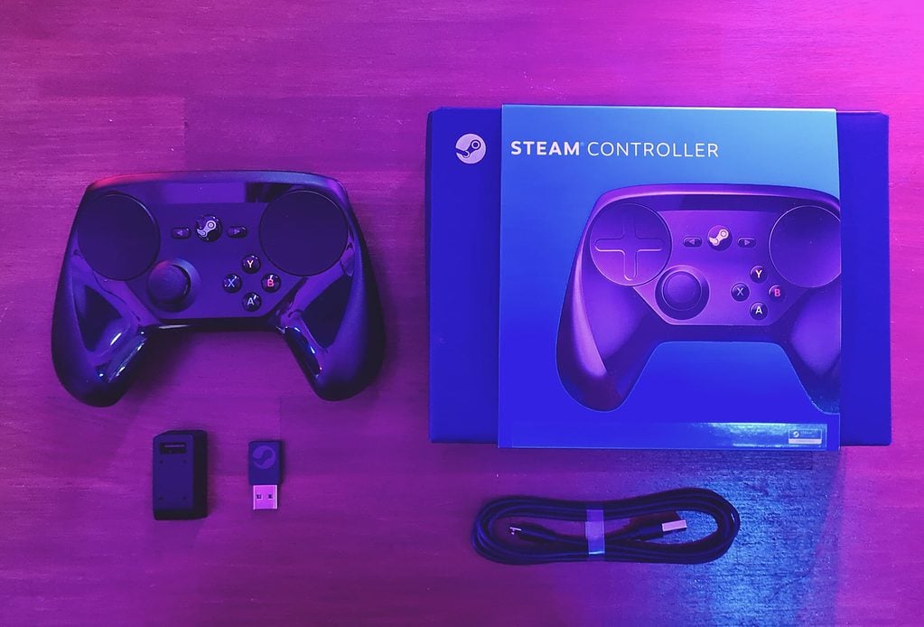 Steam controller and all the accessories
