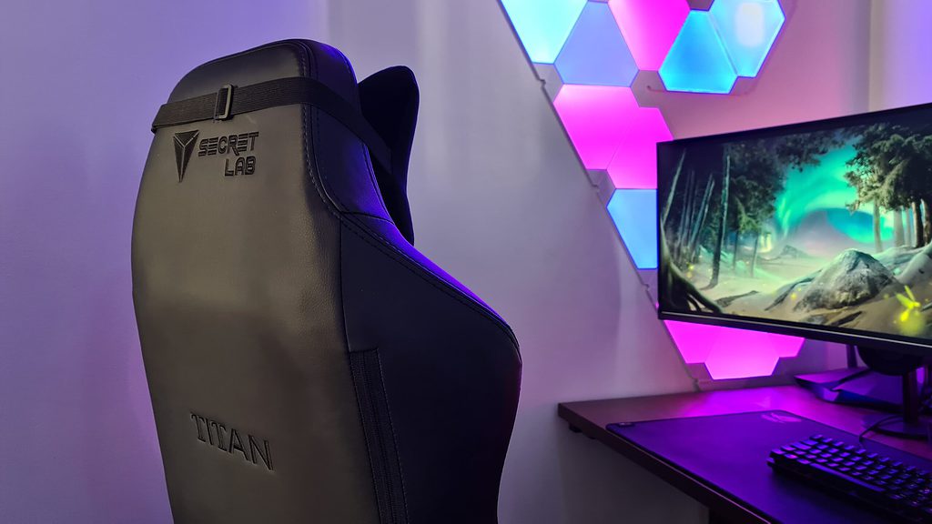 Secretlab Titan gaming chair with gaming setup